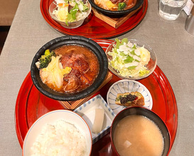 Dinner at 洋食手嶋