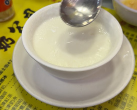 Dinner at 澳洲牛奶公司 Australia Dairy Company