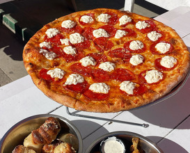 Dinner at Dough Momma Pizzeria