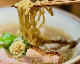 Dinner at Japanese Ramen 五感