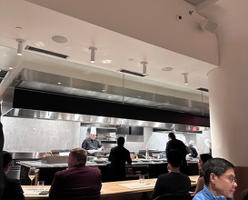 Dinner at César