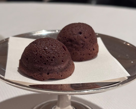 Dinner at César