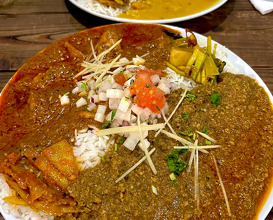 Dinner at ガネーシュエヌ