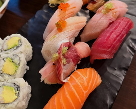 Dinner at Momo Sushi & Cafe