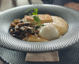 Lunch at Dock 5