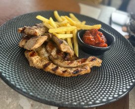 Lunch at Dock 5