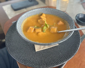 Lunch at Dock 5