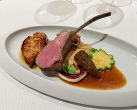 Dinner at César