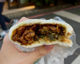 Dinner at Lan Jia Gua Bao