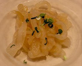 Dinner at 香港料理申申西麻布店
