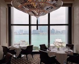 Dinner at Caprice, Four Seasons Hotel, Hong Kong