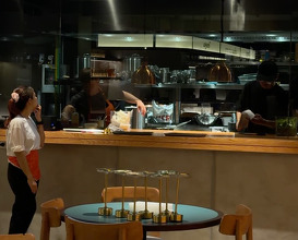 Dinner at Thaicoon