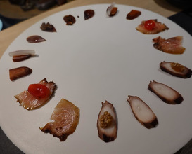 Dinner at Simplicité