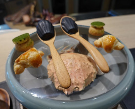 Dinner at Simplicité