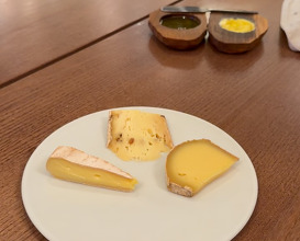 Dinner at Le Manoir de la Régate