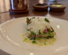 Dinner at Le Manoir de la Régate