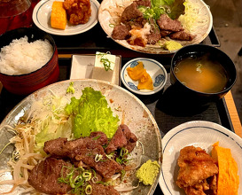 Dinner at 普通の食堂いわま