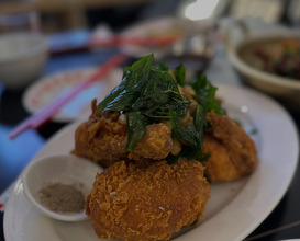 Dinner at 週末炸雞俱樂部 Weekend Chicken Club