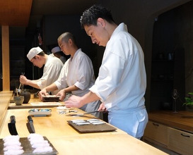 Dinner at 鮨 三心 - Sushi SANSHIN
