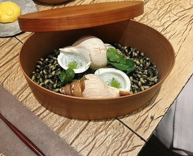 Dinner at レヴォ - L’évo