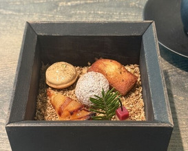 Dinner at レヴォ - L’évo