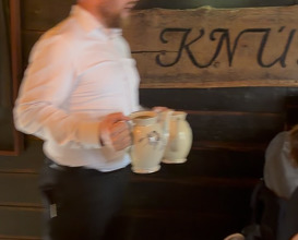 Dinner at Áarstova