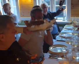 Dinner at Áarstova