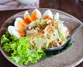 Dinner at บ้านสวนลุงไข่