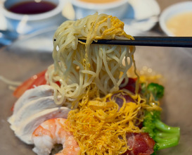 Dinner at 鶏舎