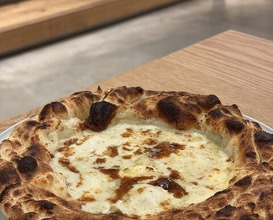 Dinner at 400℃ Pizza (400℃ PIZZA)