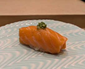 Dinner at Sushi Dokoro Arima (鮨処 有馬)
