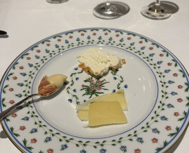 Dinner at Chez Inno (シェ・イノ)