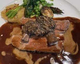 Dinner at Chez Inno (シェ・イノ)