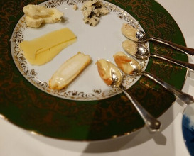 Dinner at Chez Inno (シェ・イノ)