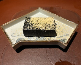 Dinner at Chisousottakuito (馳走 啐啄一十 )