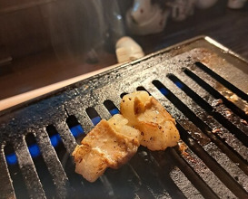 Dinner at Shinya Yakiniku Daichan (深夜焼肉 だいちゃん)
