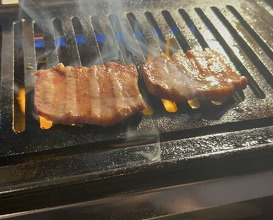 Dinner at Shinya Yakiniku Daichan (深夜焼肉 だいちゃん)