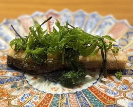 Dinner at Den (傳)