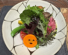 Dinner at Den (傳)
