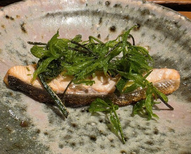 Dinner at Den (傳)