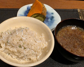 Dinner at Den (傳)