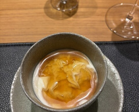 Dinner at Den (傳)