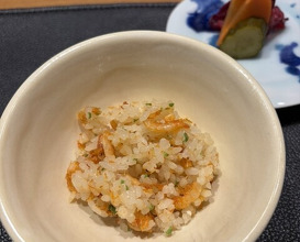 Dinner at Den (傳)