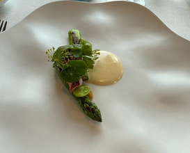 Dinner at ESqUISSE (エスキス)