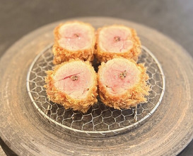 Dinner at Tonkatsu Fujii (とんかつ ふじ井)