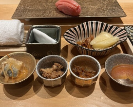 Dinner at Sushi Fujinaga (鮓 ふじなが)