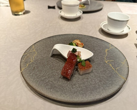 Dinner at Chinese Hanten Fureika (中国飯店 富麗華)