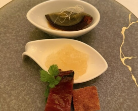 Dinner at Chinese Hanten Fureika (中国飯店 富麗華)