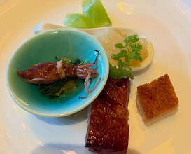 Dinner at Chinese Hanten Fureika (中国飯店 富麗華)