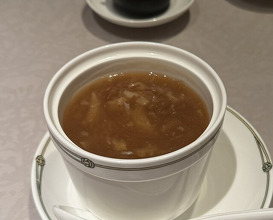 Dinner at Chinese Hanten Fureika (中国飯店 富麗華)
